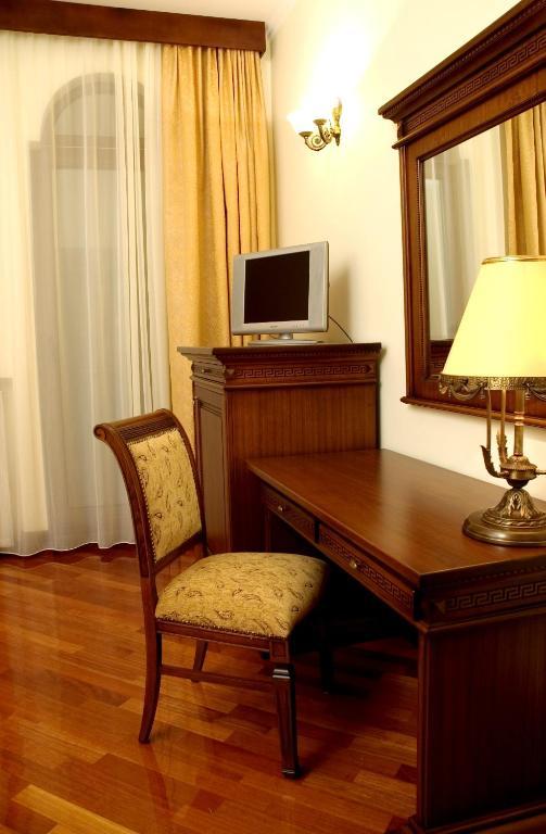 Optima Collection Dnipro Hotel Room photo