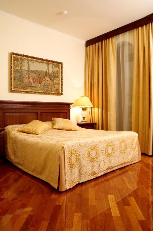 Optima Collection Dnipro Hotel Room photo