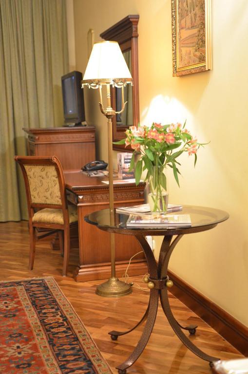 Optima Collection Dnipro Hotel Room photo